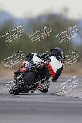 media/Sep-21-2025-Race Pace (Sun) [[98bf33ef95]]/Verified/2-Turn 2 Backside (835am)/